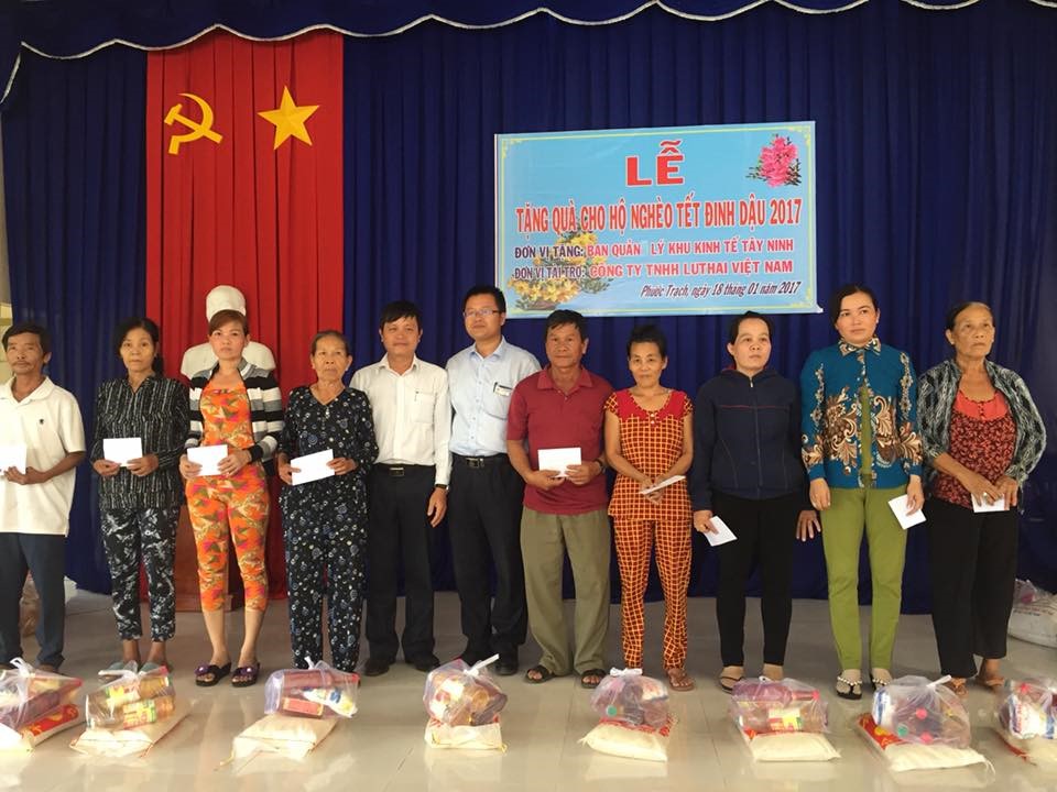 qua tet.jpg